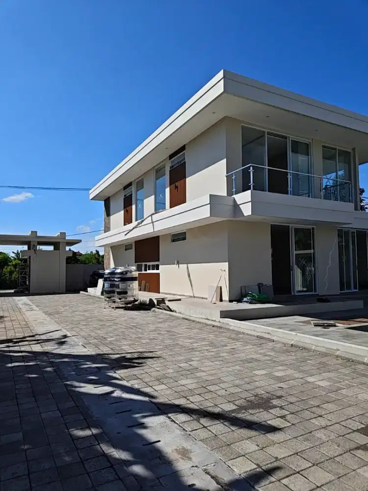RENOVASI ATAU BANGUN BARU VILLA GUDANG RUMAH