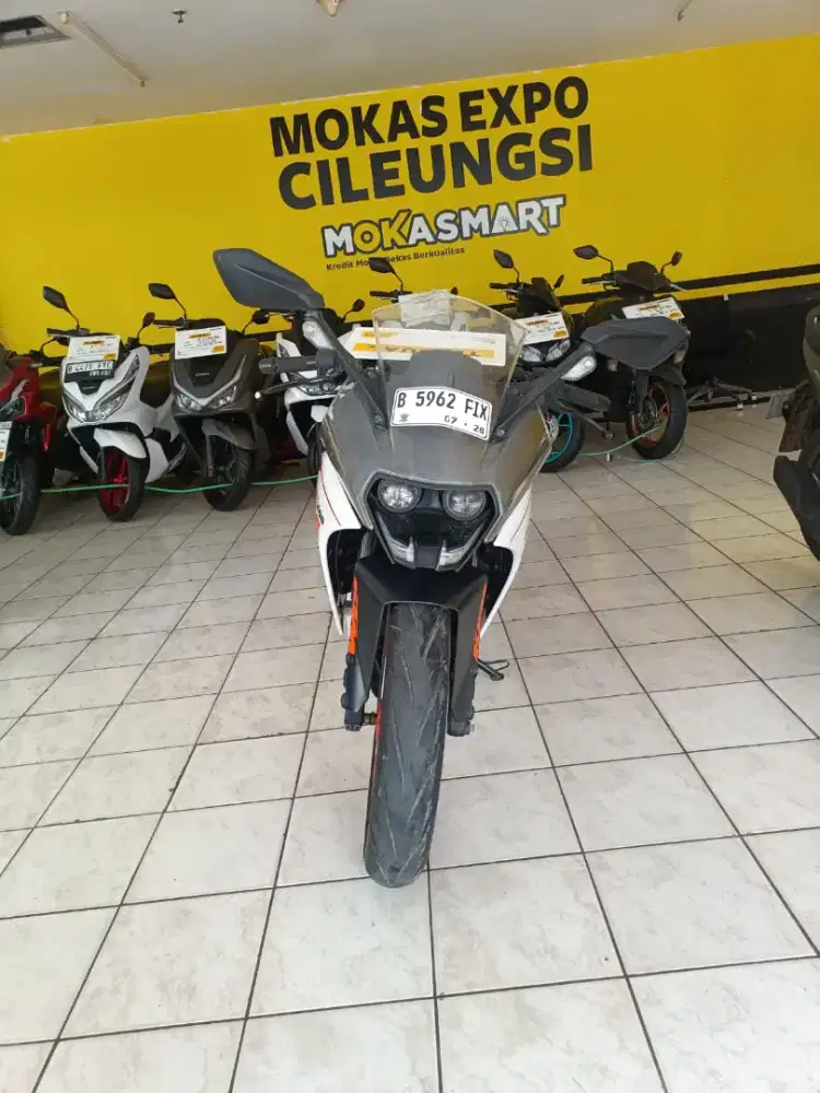 Dijual motor KTM RC 200 2017