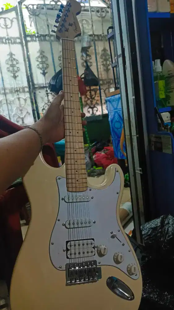 Jual Cepat Fender Gitar Listrik Murah (Negoin Sampe Jadi)