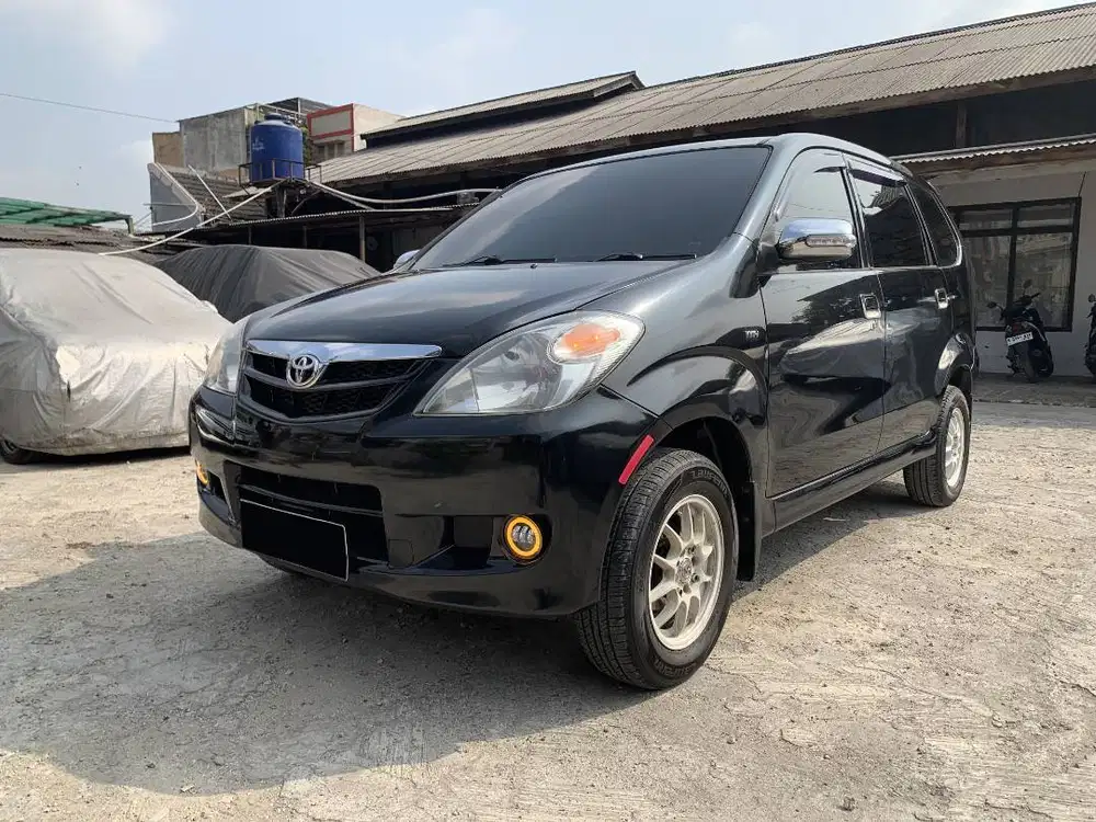 Toyota Avanza 1.3 E A/T - Hitam Metalik - Upgrade G - Siap Pakai