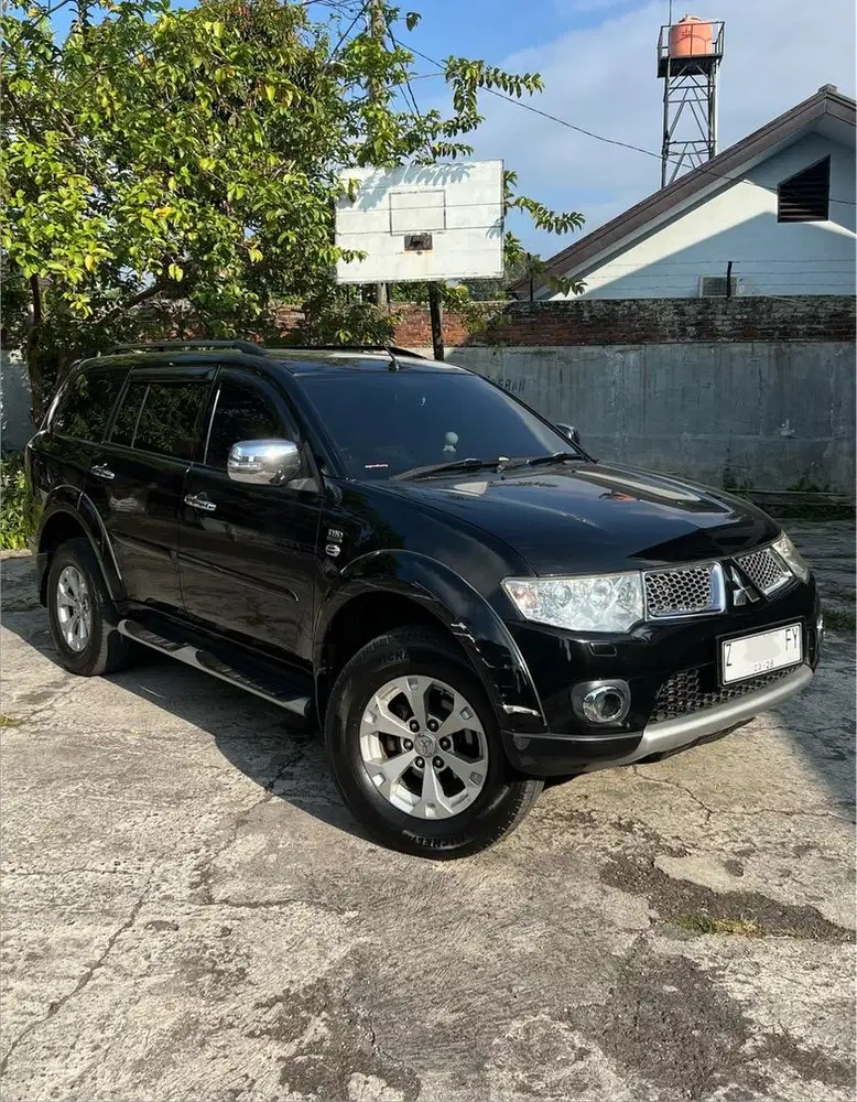 Mistubishi Pajero Sport Dakar 4x2 AT Diesel (2012)