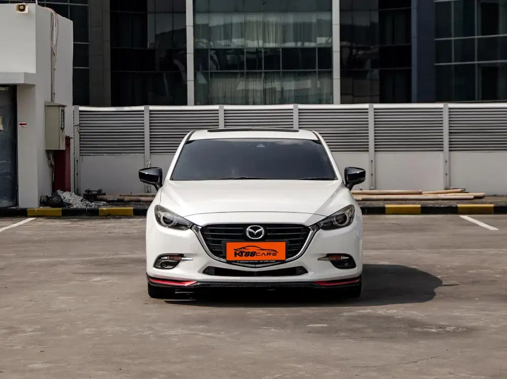MAZDA 3 HATCHBACK TAHUN 2018