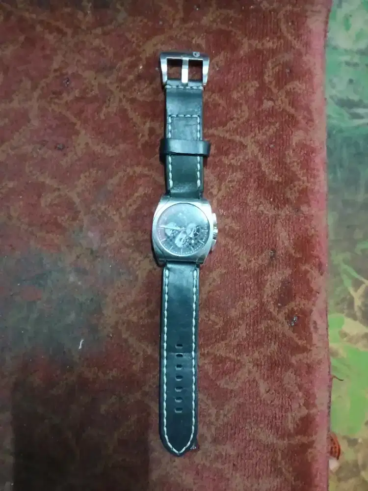 Mau menjual jam puma