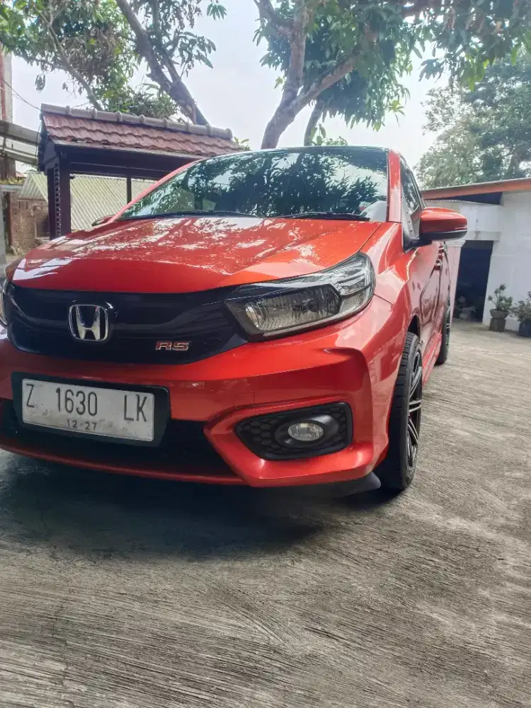 Bismillah numpang jual Honda Brio RS metic th 2018 no. Z merah.