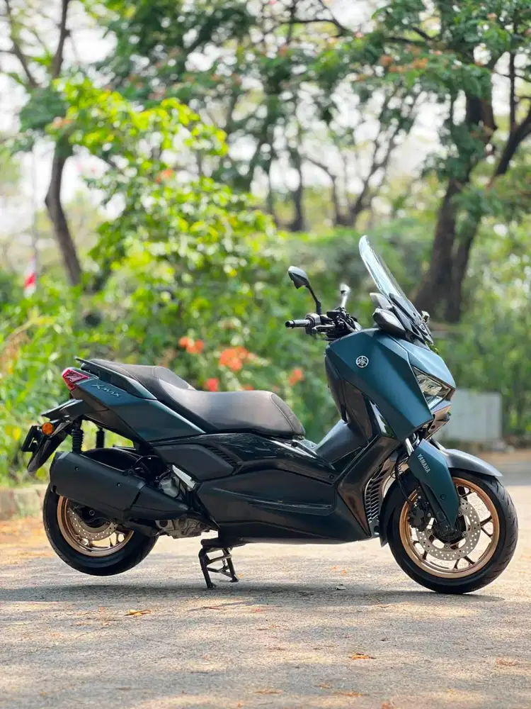 YAMAHA NEW XMAX 250 ABS CONNECTED HIJAU 2023 KM LOW SUPER MULUS