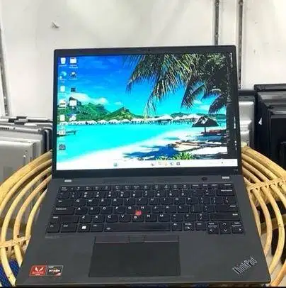 Laptop Lenovo Thinkpad T14 AMD Ryzen 7 Pro 6850U Ram 32GB 14in TS N-VN