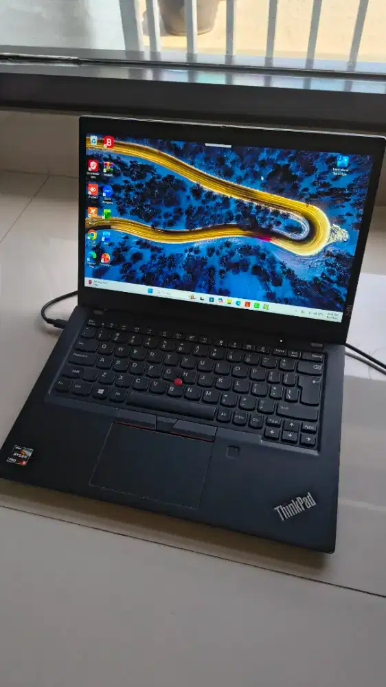 Lenovo Thinkpad X395 Touchscreen + Fingerprint