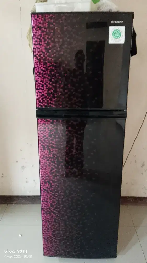 Kulkas sharp 2 pintu uk