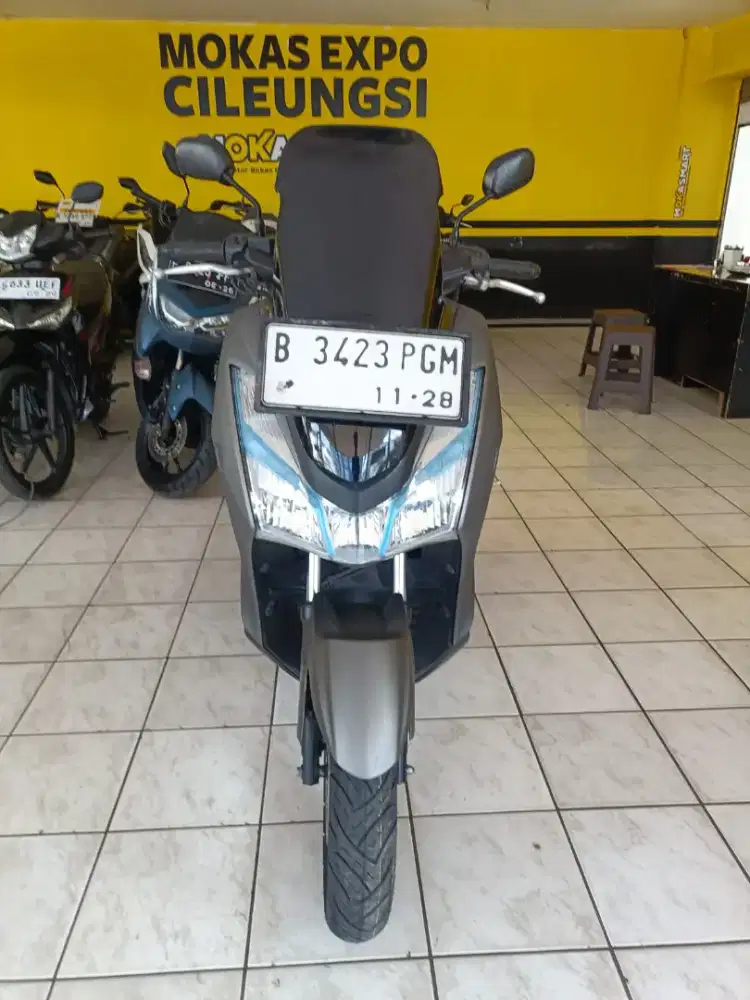 Dijual motor Yamaha lexi 2018