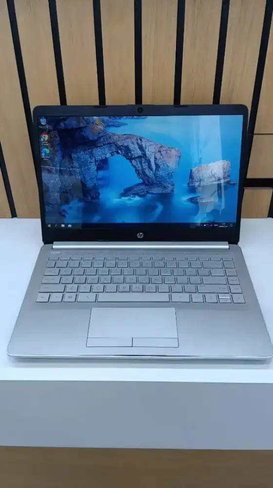 di jual cepat laptop hp 14 slim
