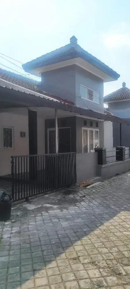 DIKONTRAKKAN RUMAH SIAP HUNI DAERAH MOJOSONGO