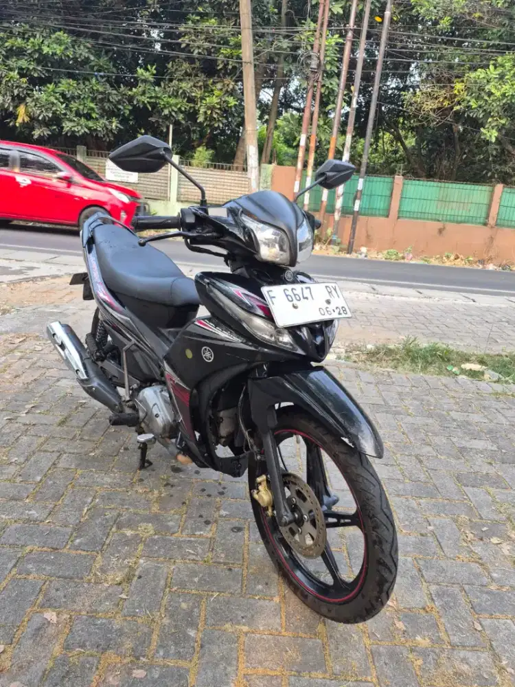 Dijual Yamaha Jupiter Z1 tahun 2013 surat lengkap