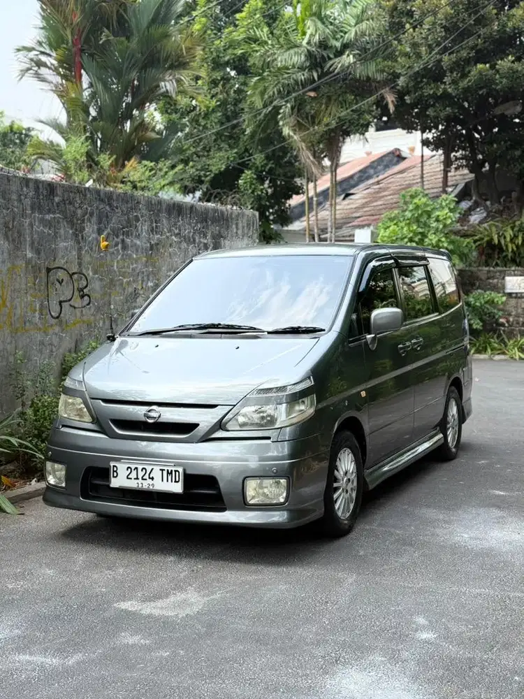 Nissan serena ct 2009 AT