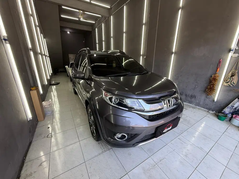 HONDA BRV E CVT MATIC 2018 ABU ABU KONDISI SIAP PAKAI