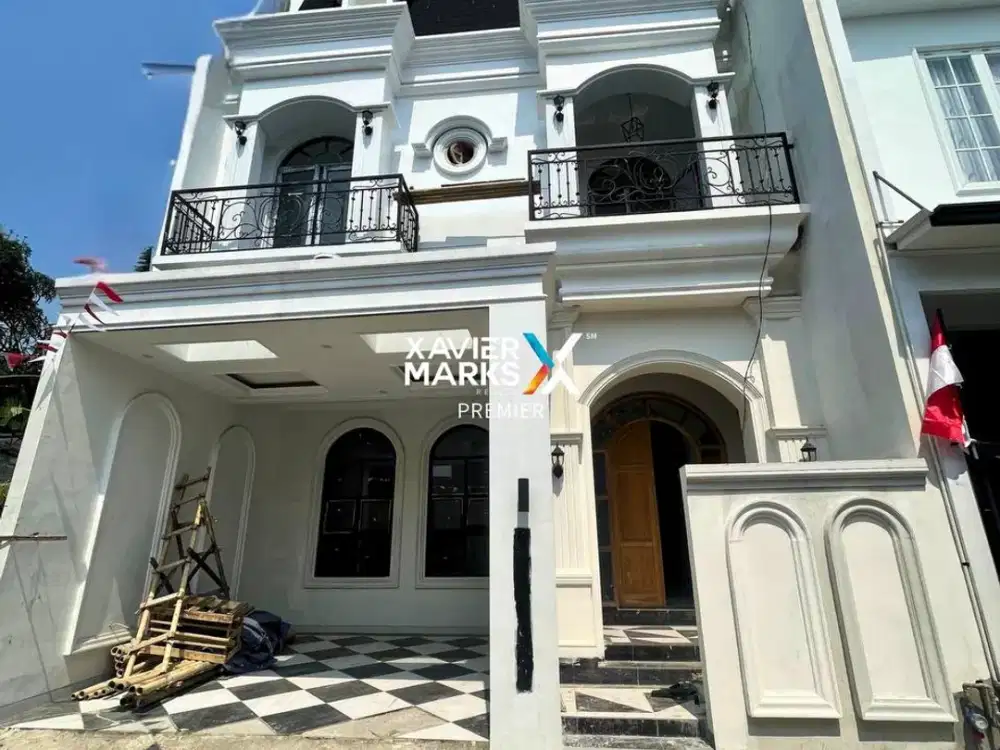 Dijual Rumah Baru American Klasik di Sulfat Blimbing Malang