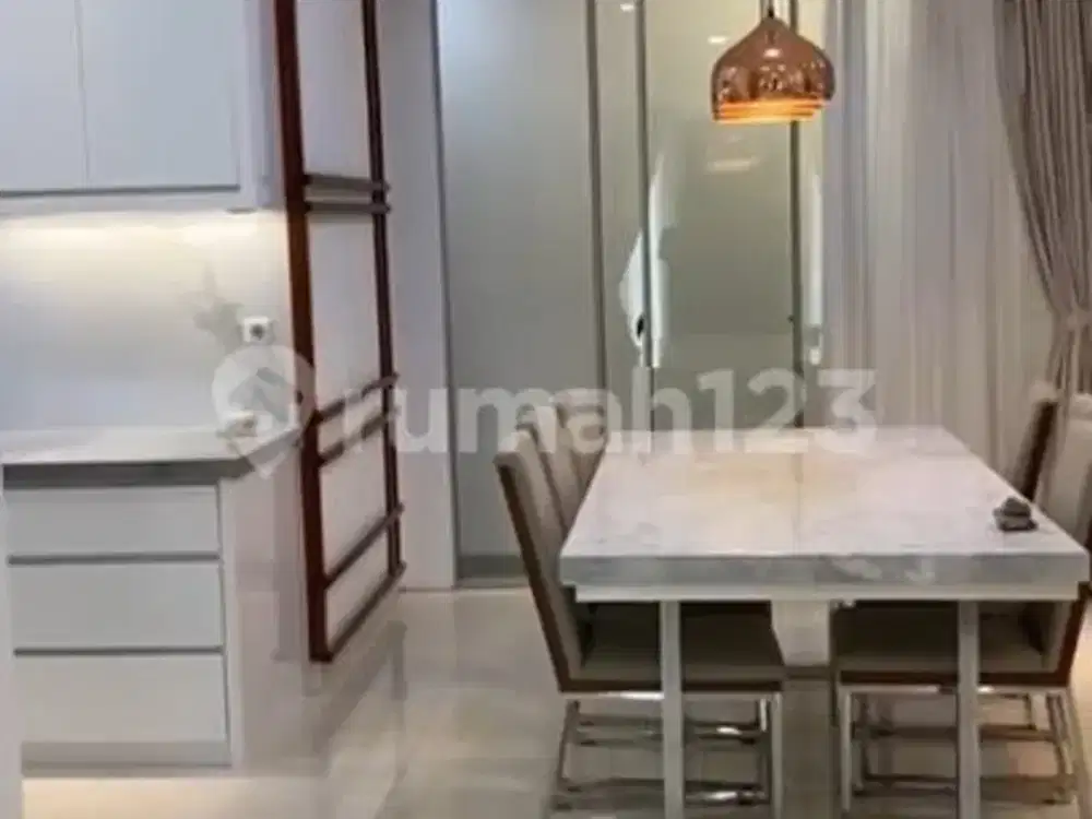 Dijual Rumah Golf Island