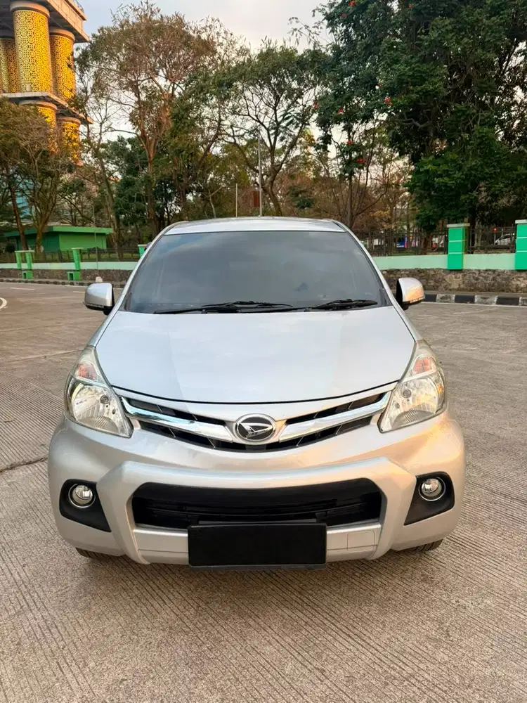 Xenia R deluxe mt 2013