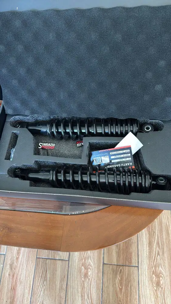 Shock breaker Xmax