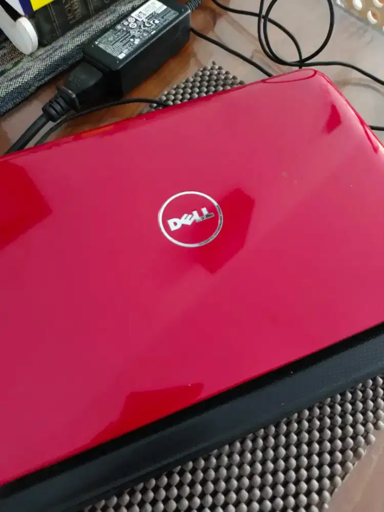 Laptop Dell Inspiron Mini 1018 Full Dus Buku