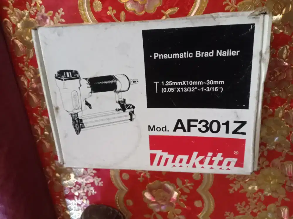 Nail Gun Alat tembak Paku Angin Makita Original AF301z
