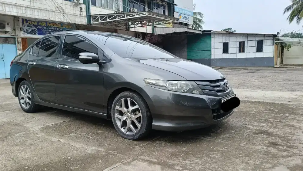 Honda City E matic 2010