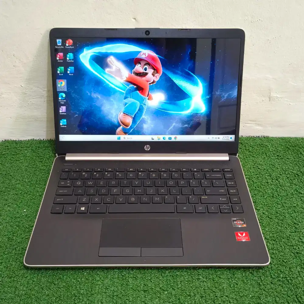 Laptop Hp 14s Ryzen 3 8/128+1000Gb