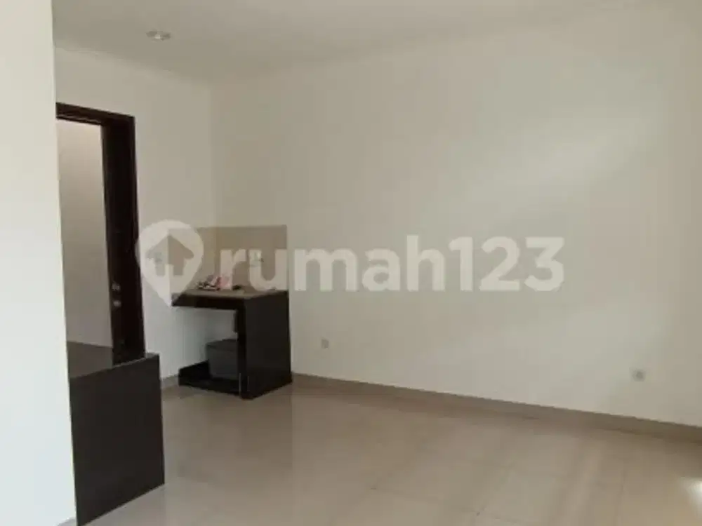 Dijual Rumah di Pik2