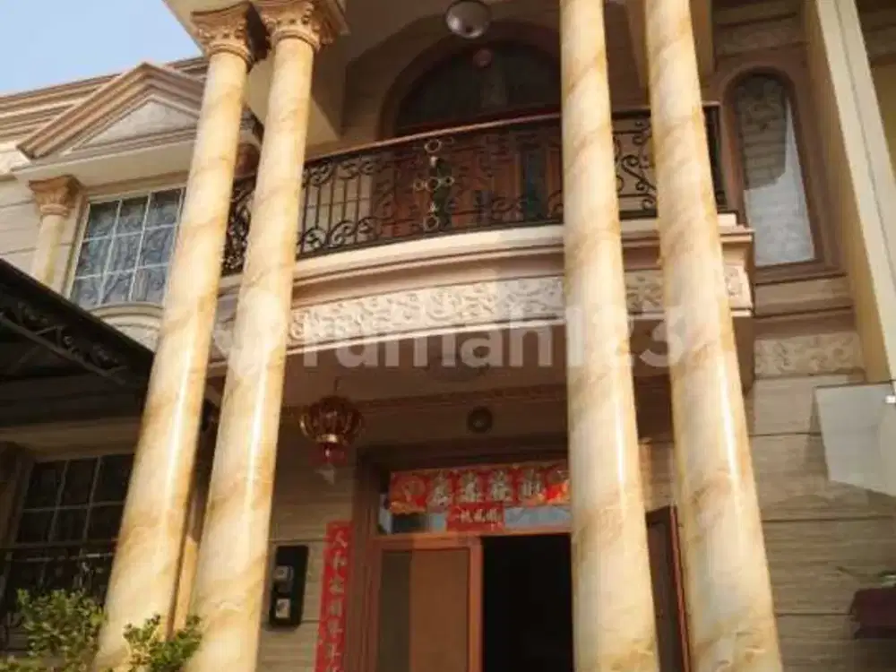 Dijual Rumah Clasic Pik1