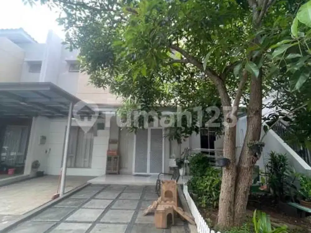 Dijual Rumah Golf Island