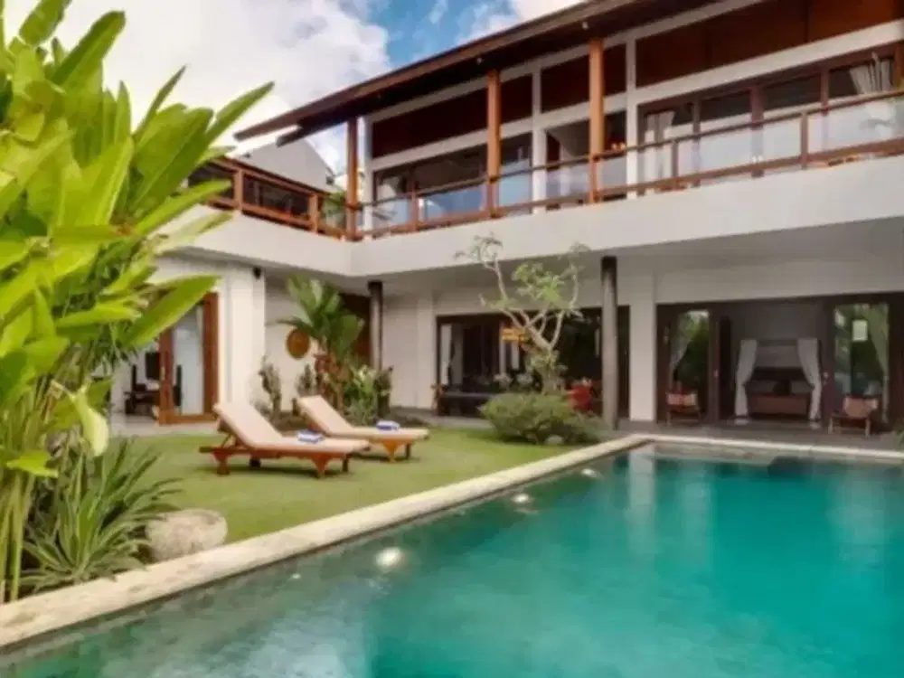 TROPICAL LUXURY OCEAN VIEW VILLA IN PECATU BADUNG