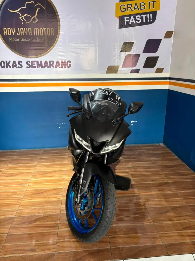 Yamaha R15 V3 2017