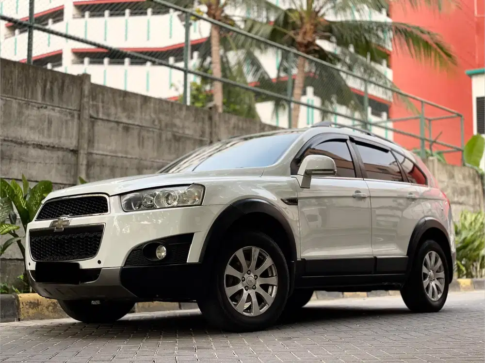 CHEVROLET CAPTIVA 2.0 FL2 AT DIESEL 2013 PUTIH