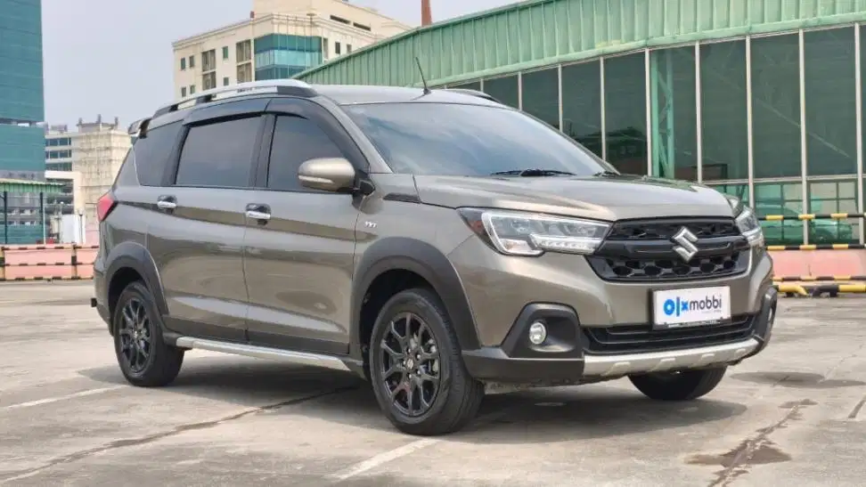 Pajak Panjang - Suzuki XL7 1.5 Alpha Hybrid-AT 2024