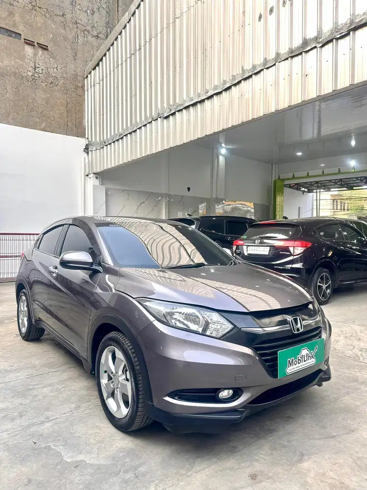 TANGAN KE 1 DARI BARU, HONDA HRV 1.5 E CVT AT 2017
