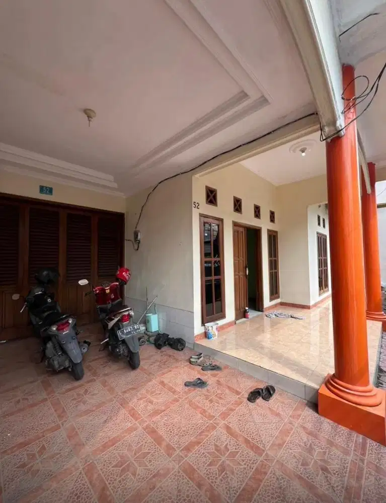 DIJUAL/DISEWAKAN Rumah siap huni 2 lt Jl. Gubeng Kertajaya 6B Surabaya
