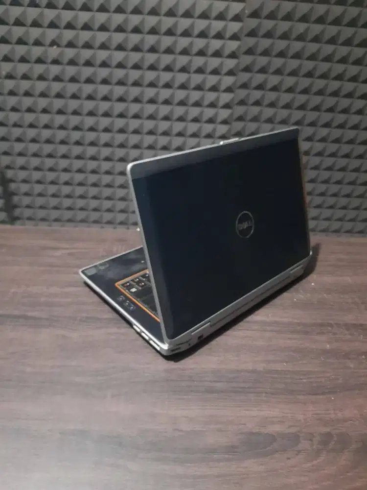 Jual Murah Laptop Dell latitude E6420 Core i5 Kondisi Normal Siap Paka