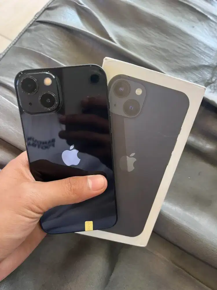 iPhone 13 midnight 128gb