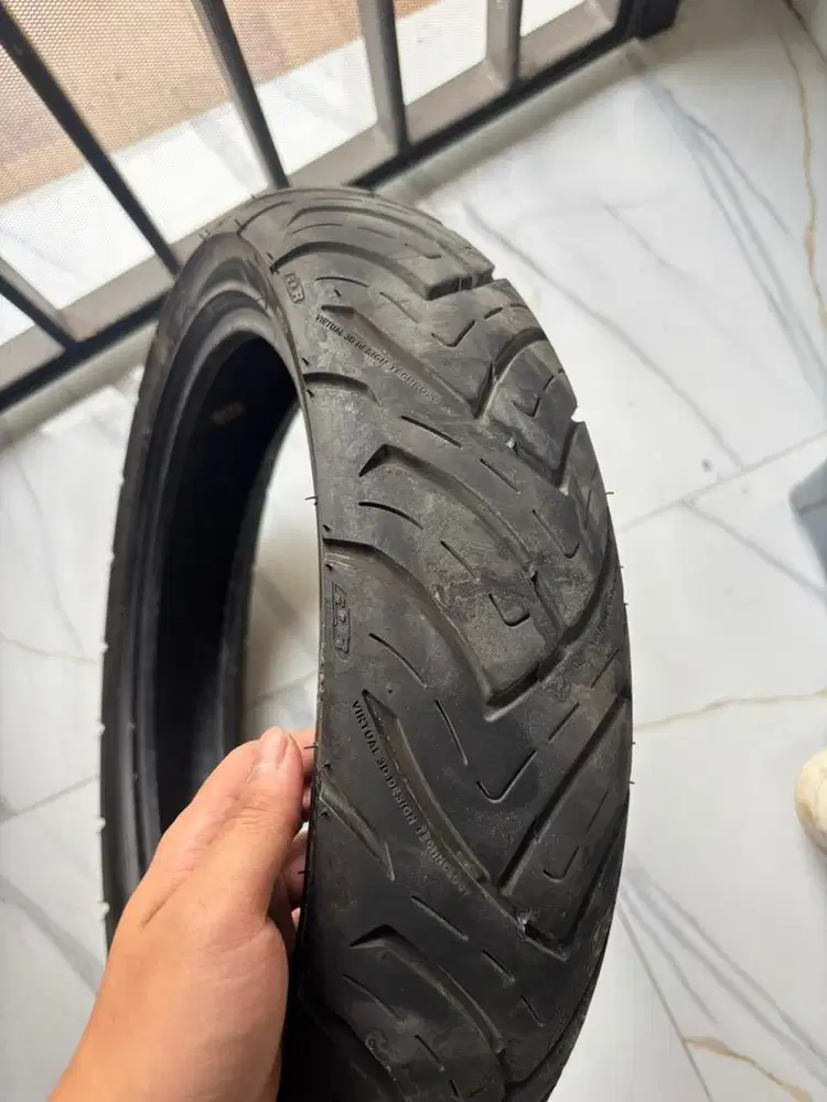 Ban depan merk FDR 110/80 r14