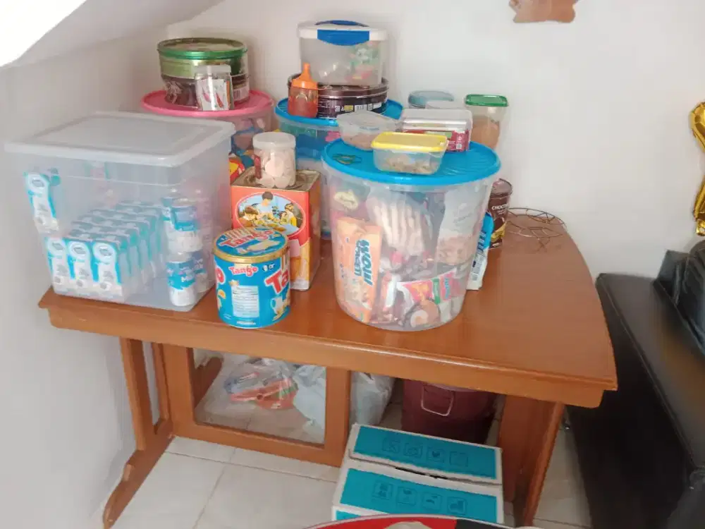 DIJUAL CEPAT MEJA MAKAN