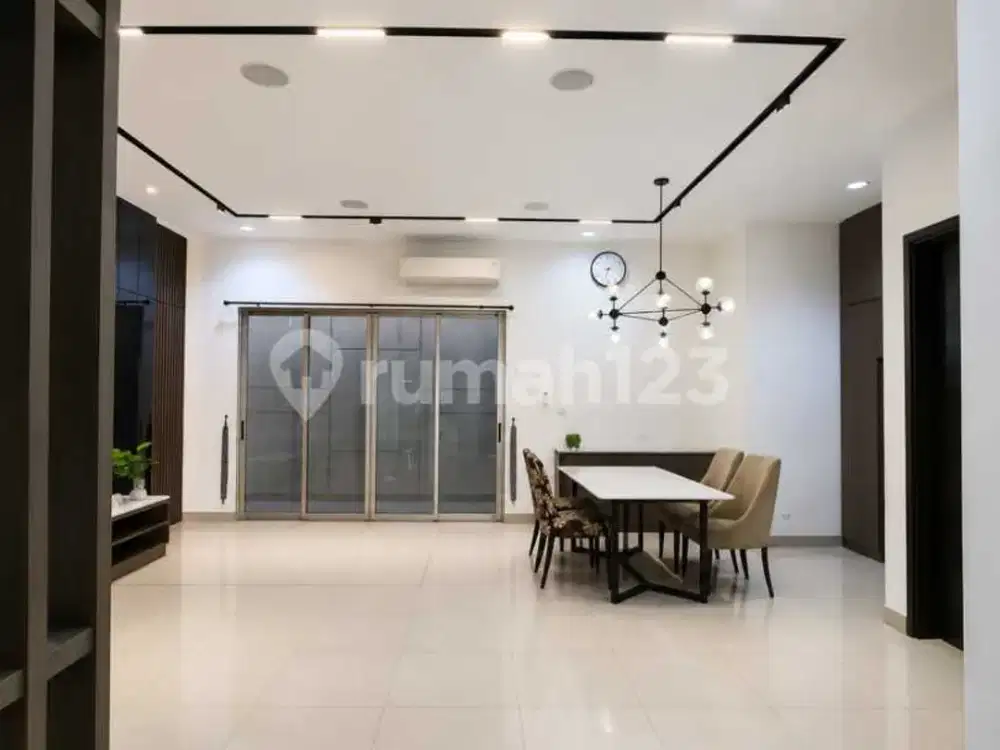 Dijual Rumah Luas di Cluster Tampa Semi Furnished