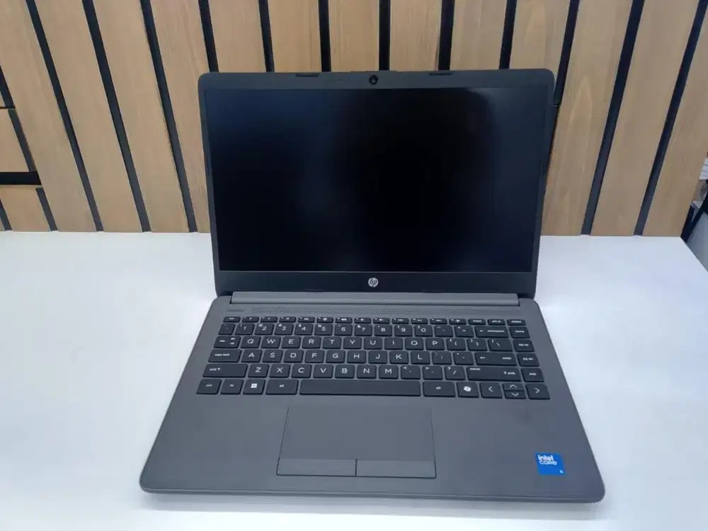 Hp 240 G9 intel core 5 120 8Gb