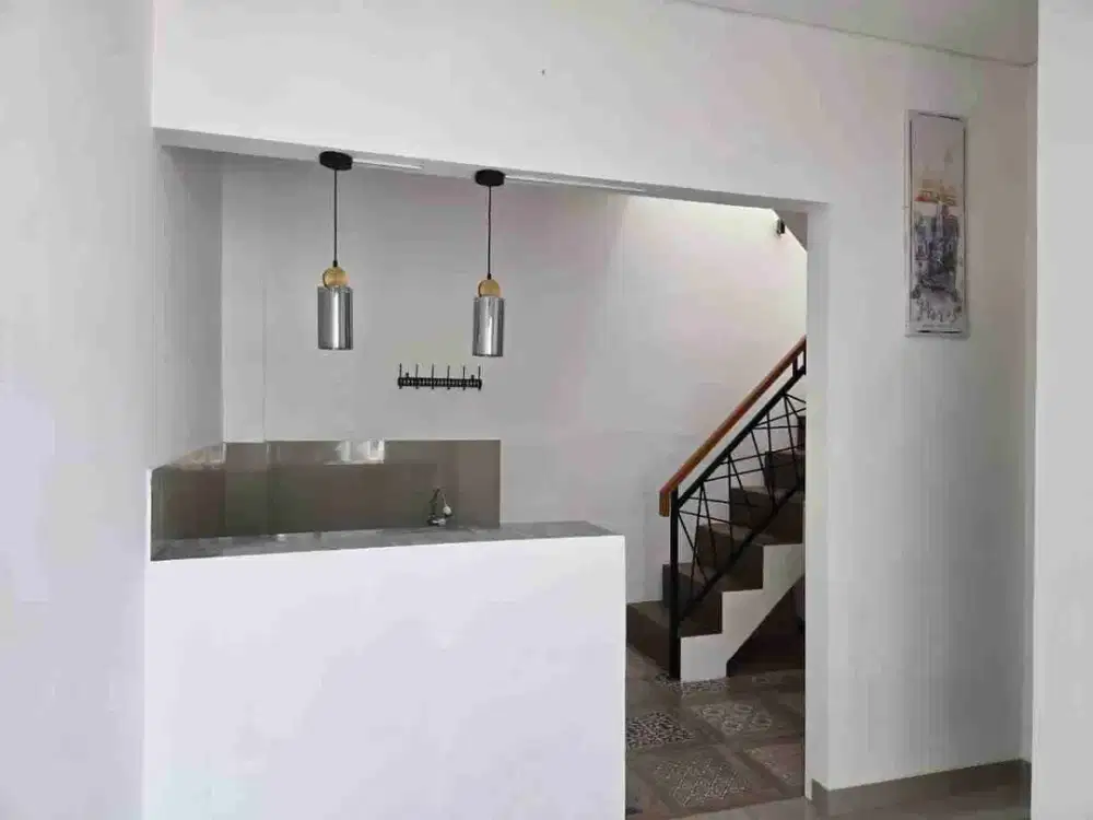 Disewakan rumah 2 lantai siap huni mutiara gading city