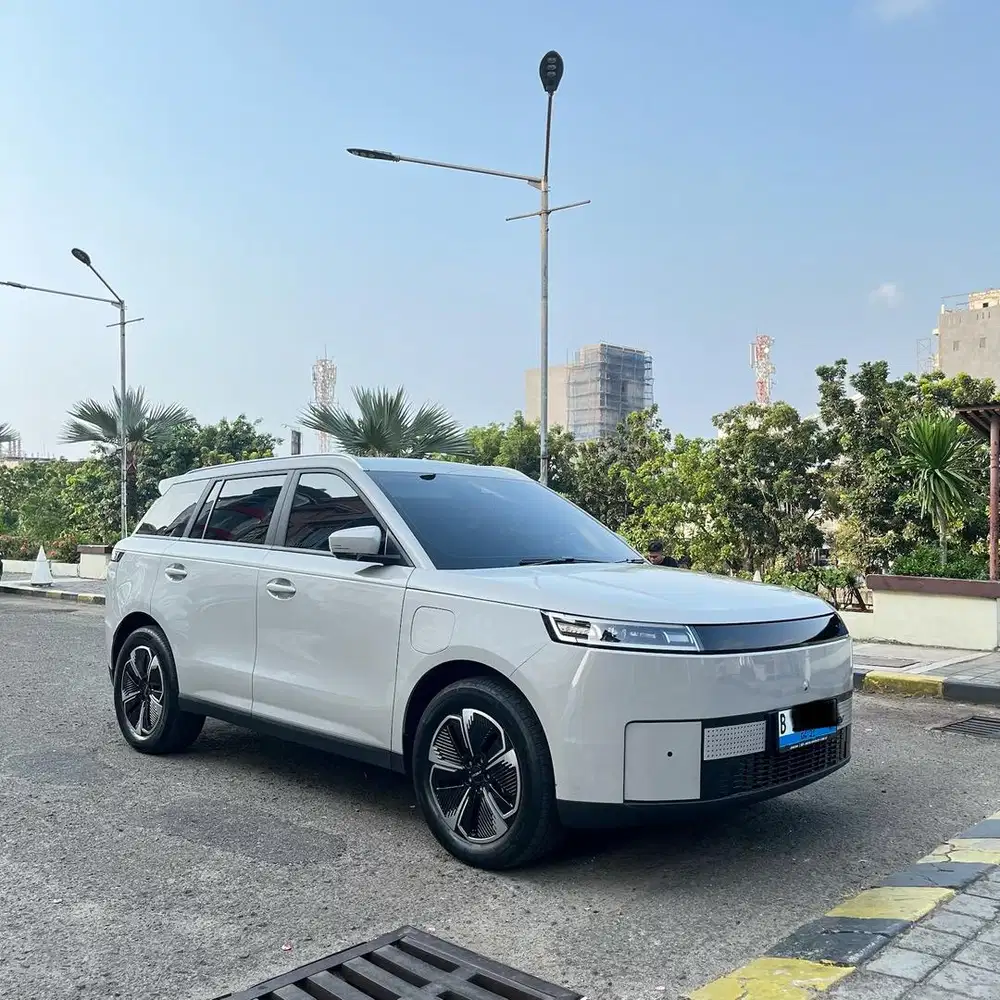 JAECOO J5 EV Premium Long Range (4x2) AT 2026 Abu - Abu