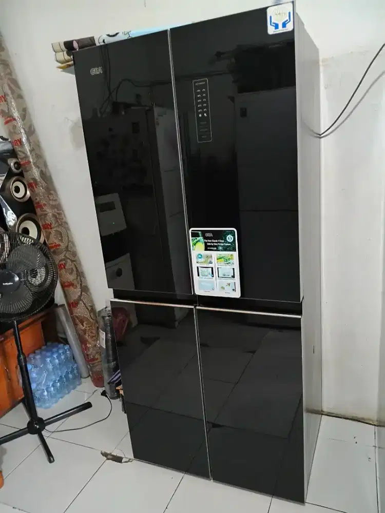 Dijual kulkas 4 pintu kondisi normal mulus