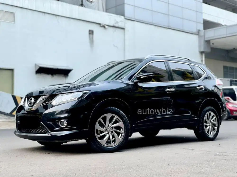 NISSAN XTRAIL 2.5 AT 2017 HITAM