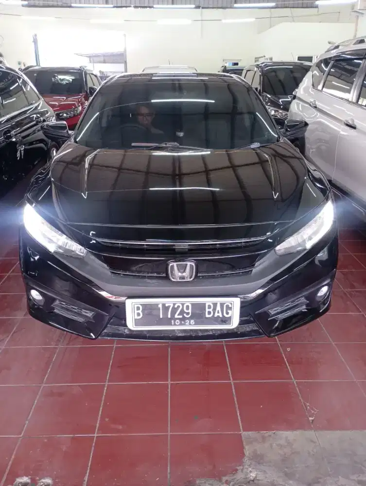 Honda Civic Turbo 1.5 CVT 2016 Sedan Hitam