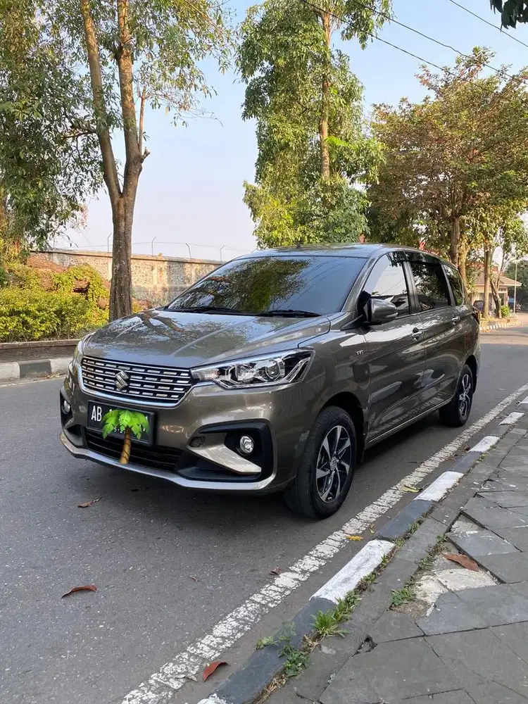 Ertiga GX Low Km