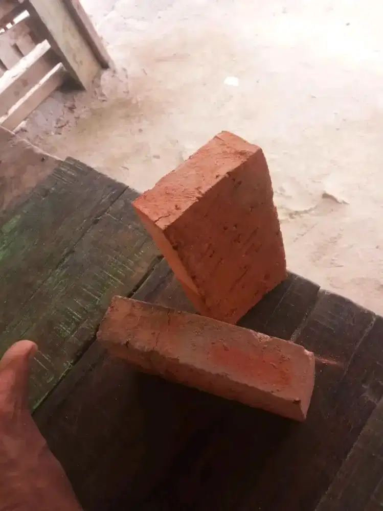 Batu bata merah press