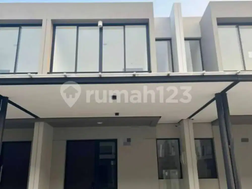 Disewakan Murah Rumah di Cluster California Pik 2 Ext 2 AC 4.5X10
