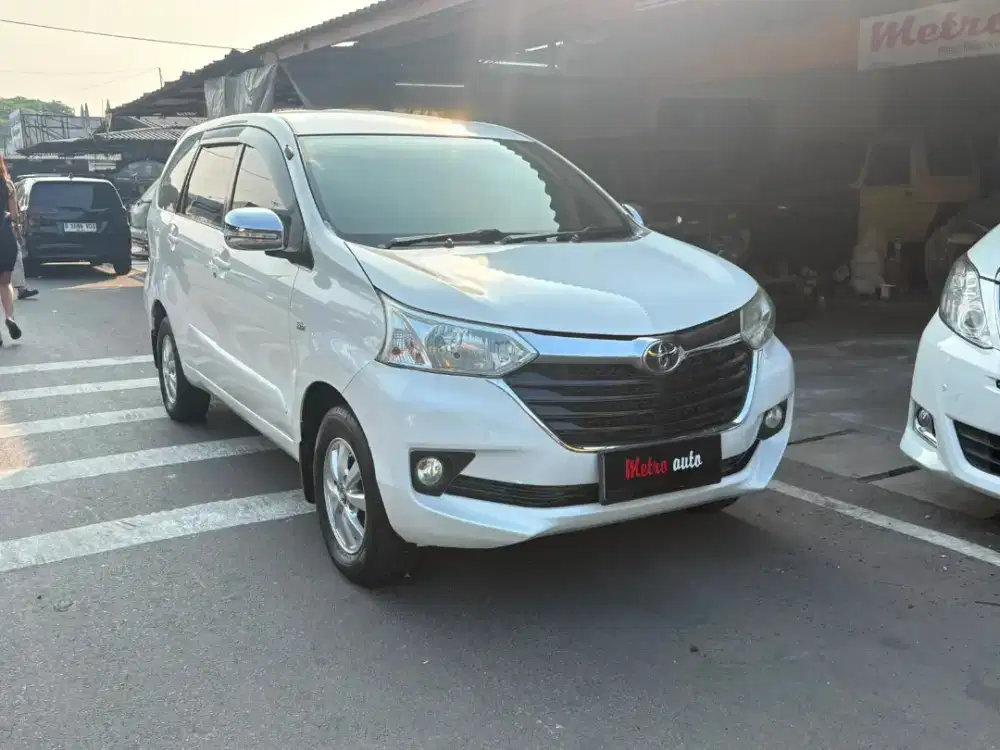 Toyota Avanza G AT 2016 termurah